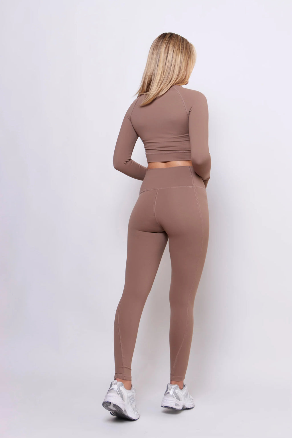 Kinetic Zipped Mocha
