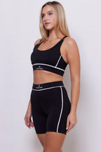 Almur Short Black