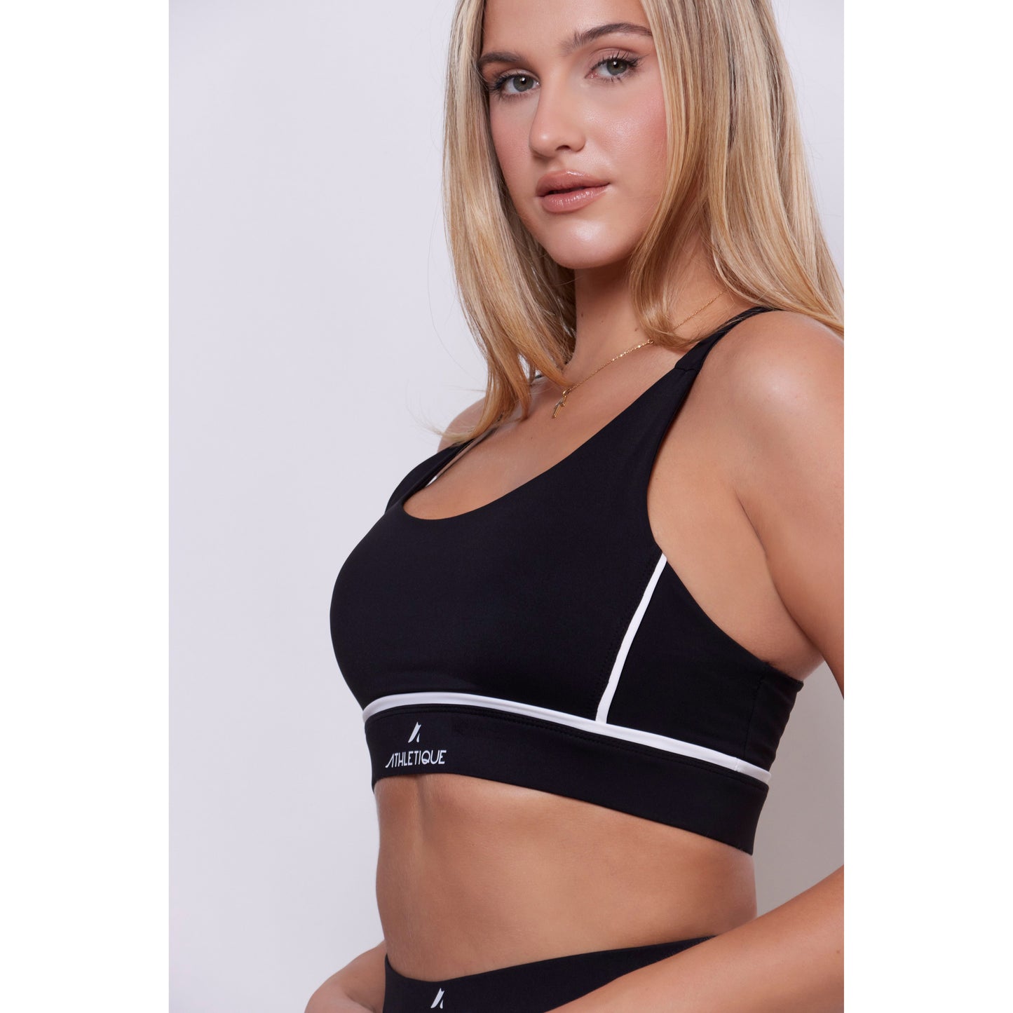 Almur Crop Top Black