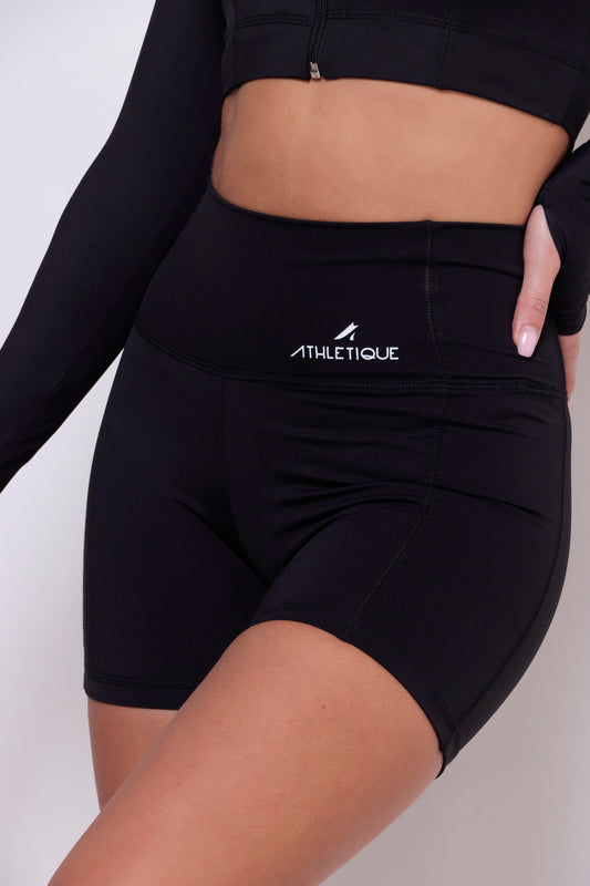 Kinetic Short Black